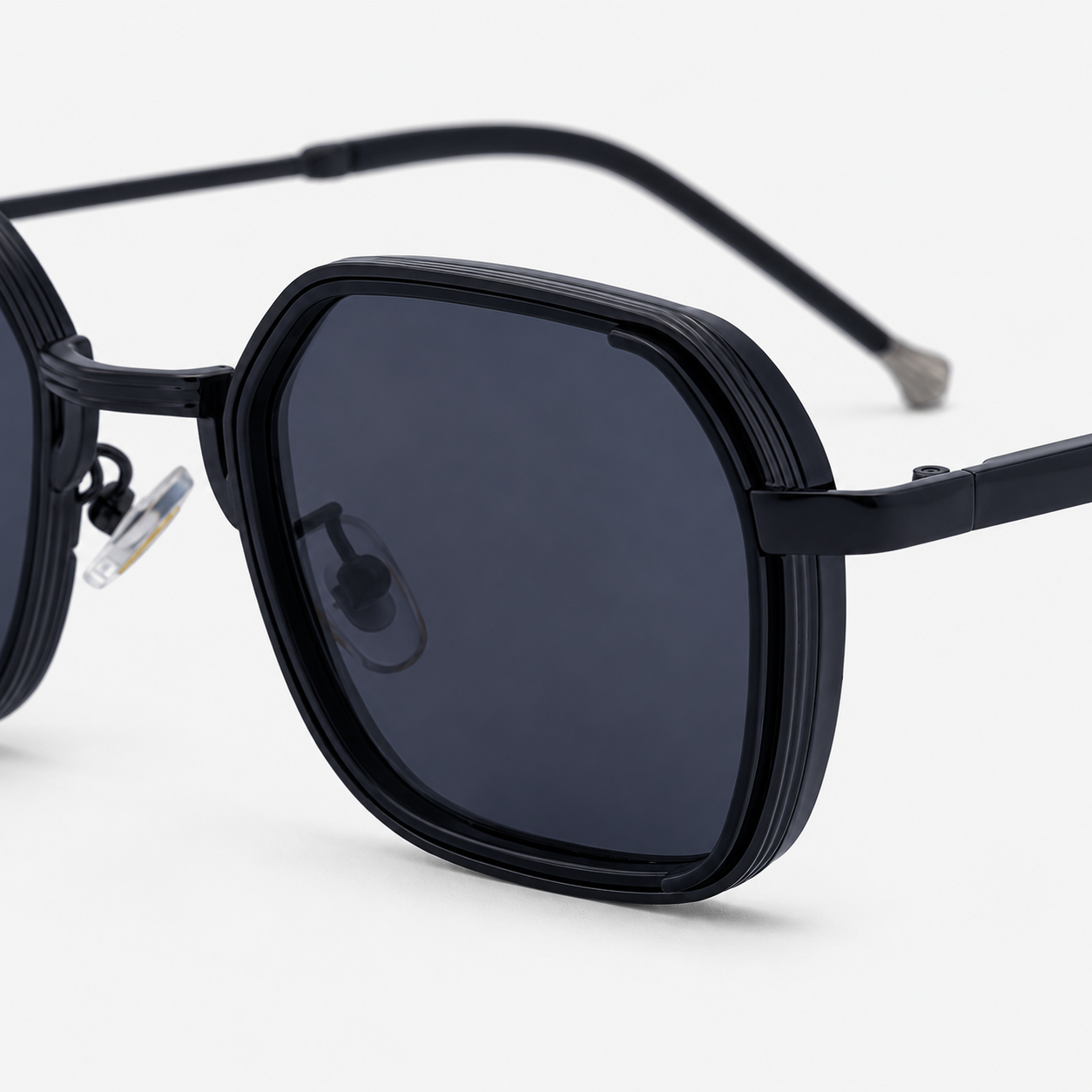 STRAVE | Onyx